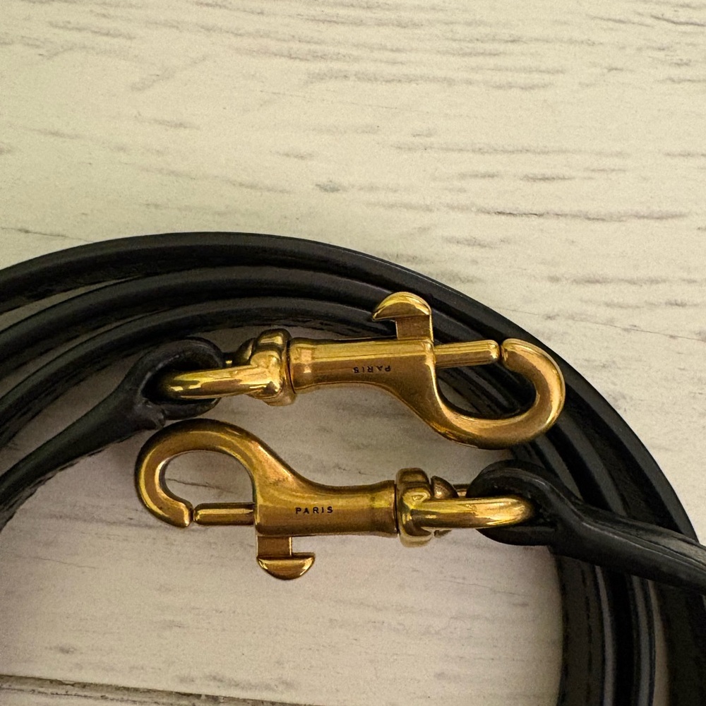 Saint Laurent YSL Toy LouLou in black w/ gold hardware and adjustable strap - Picture 12 of 14
